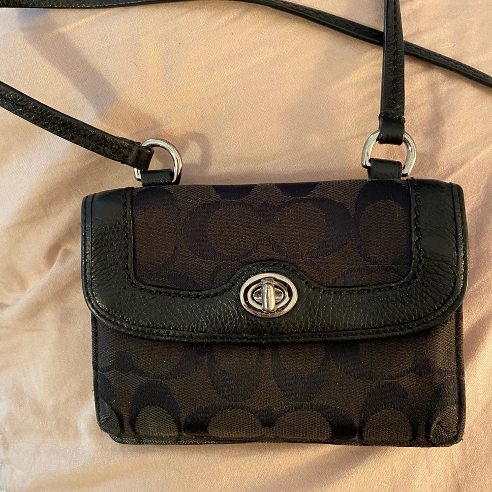 Coach wallet crossbody vintage